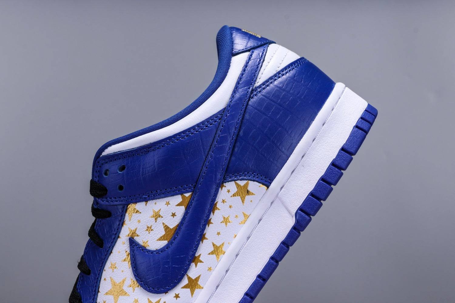 nike sb dunk low supreme stars blue nike sb dunk low supreme stars blue