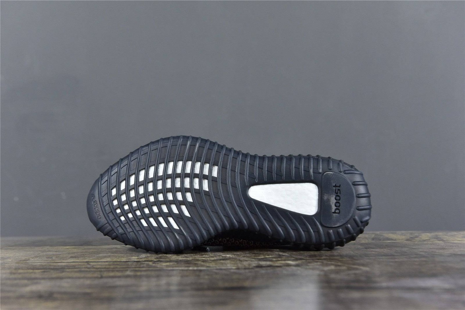 yeezy boost 350 v2 yecheil yeezy boost 350 v2 yecheil