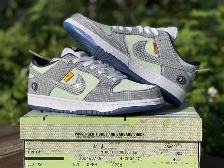 nike dunk low union passport pack pistachio nike dunk low union passport pack pistachio