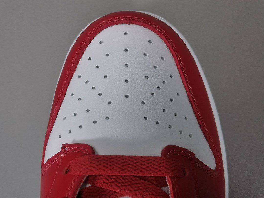 新款 Nike Dunk Low 大學紅 新款 Nike Dunk Low 大學紅