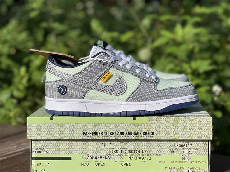 nike dunk low union passport pack pistachio nike dunk low union passport pack pistachio