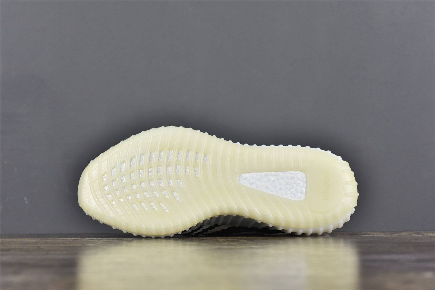 yeezy boost 350 v2 – zebra 2018/2019 release yeezy boost 350 v2 – zebra 2018/2019 release