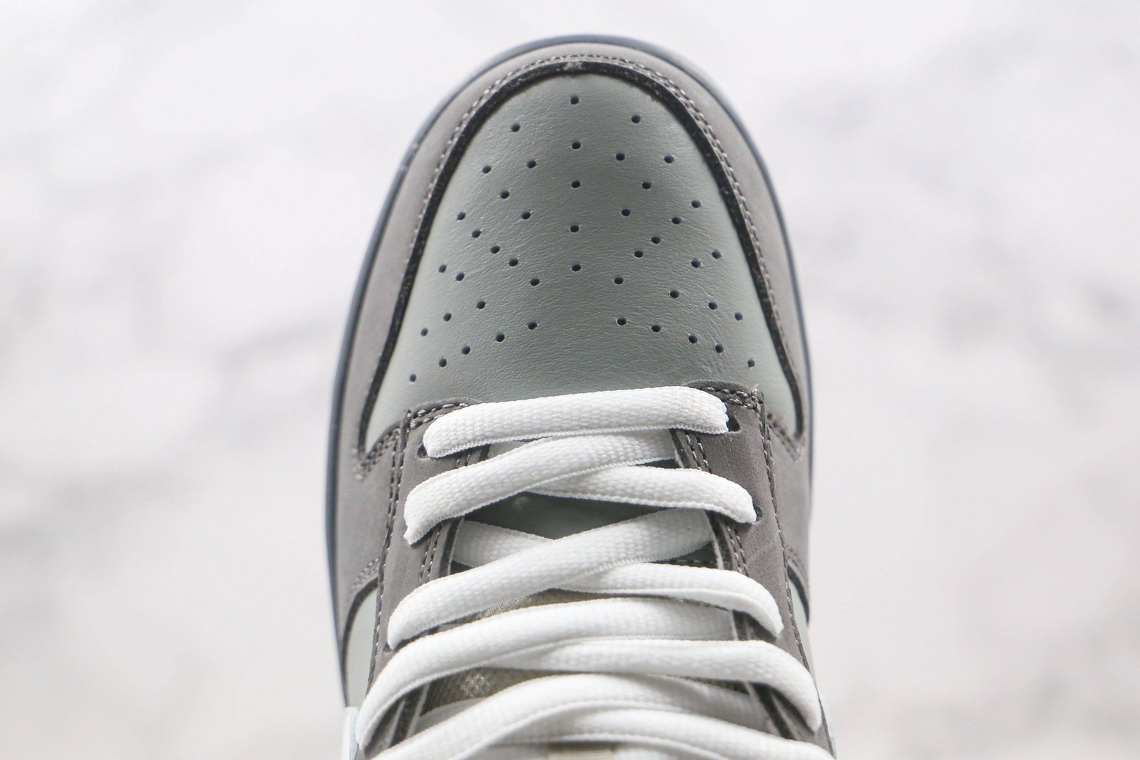 Nike Dunk SB Low Staple NYC Pigeon 2005 Nike Dunk SB Low Staple NYC Pigeon 2005