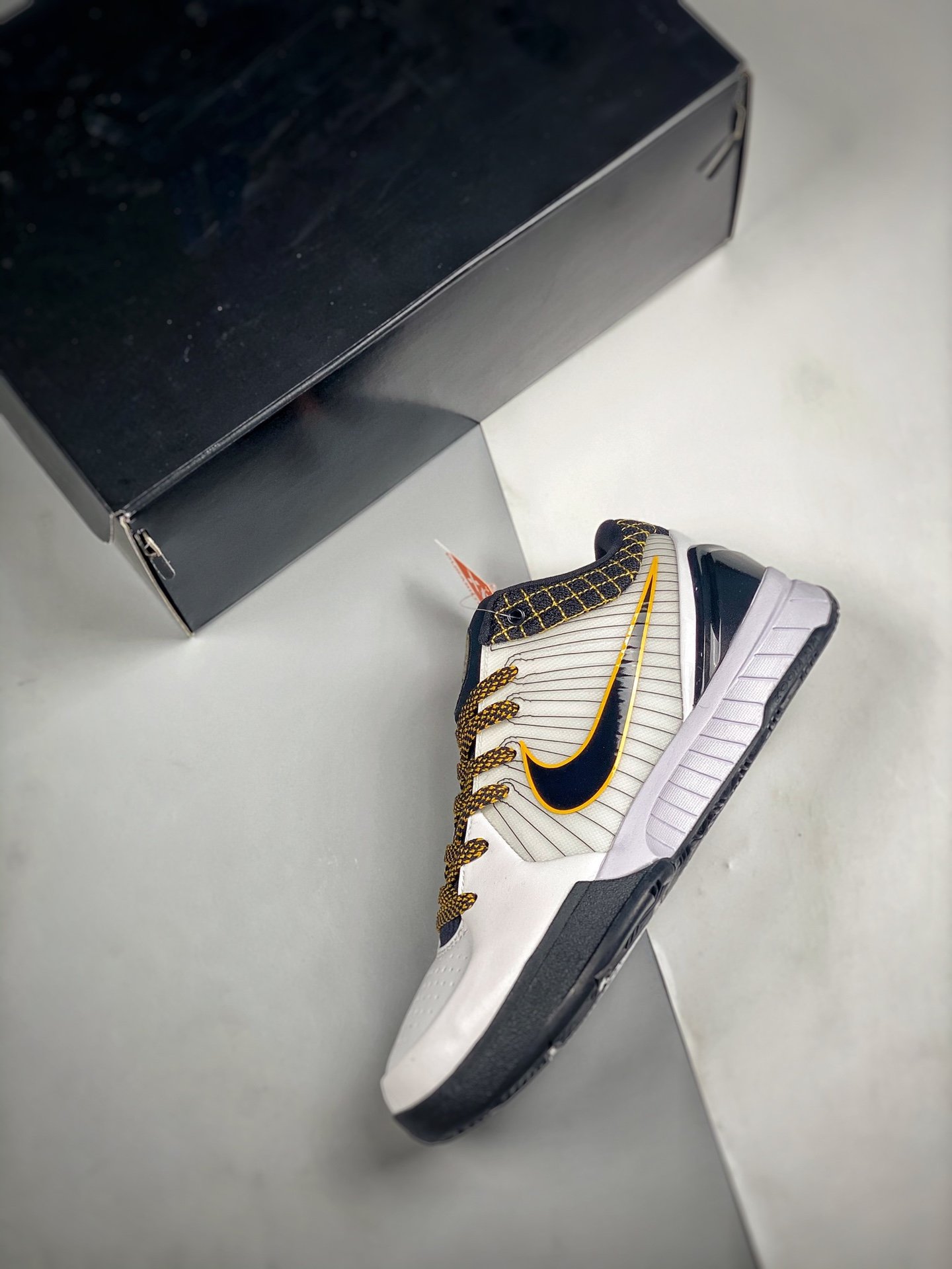 nike kobe 4 protro white black del sol nike kobe 4 protro white black del sol