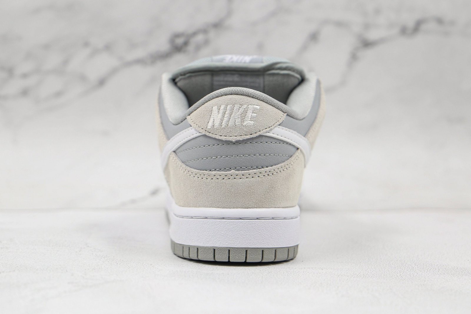 nike sb dunk low summit white wolf grey nike sb dunk low summit white wolf grey