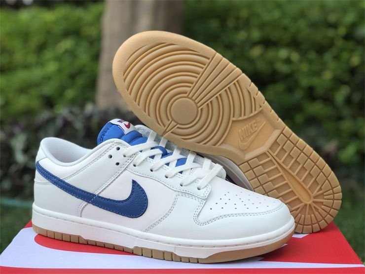 nike dunk low se sail dark marina blue nike dunk low se sail dark marina blue