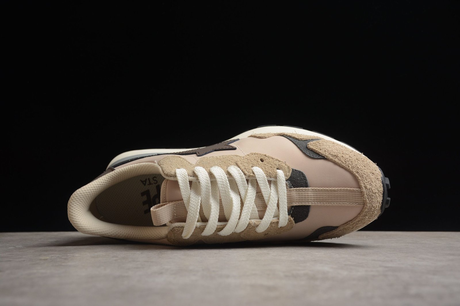 bape sta runner sneakers in beige and brown bape sta runner sneakers in beige and brown