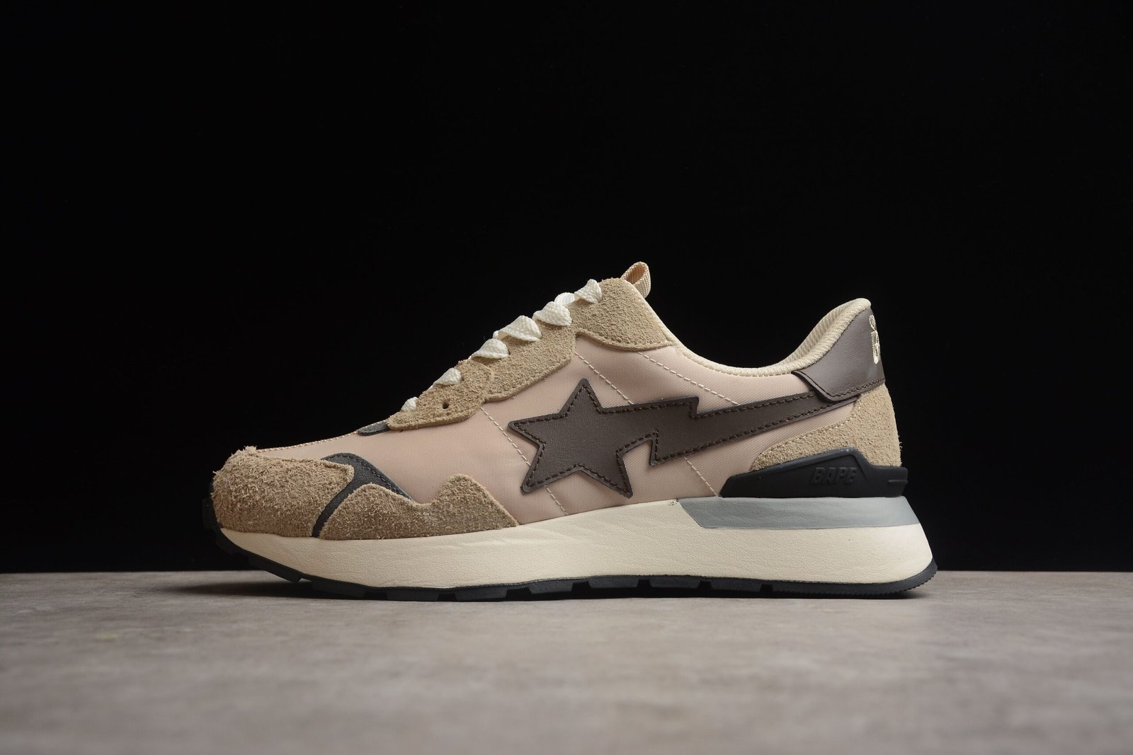 bape sta runner sneakers in beige and brown bape sta runner sneakers in beige and brown