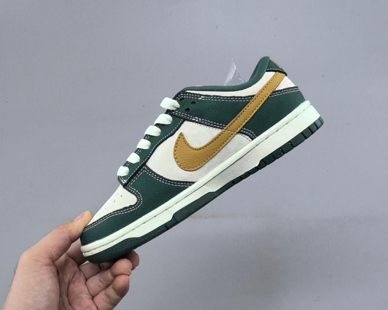 nike dunk low “white/green” – crisp court inspired style nike dunk low “white/green” – crisp court inspired style