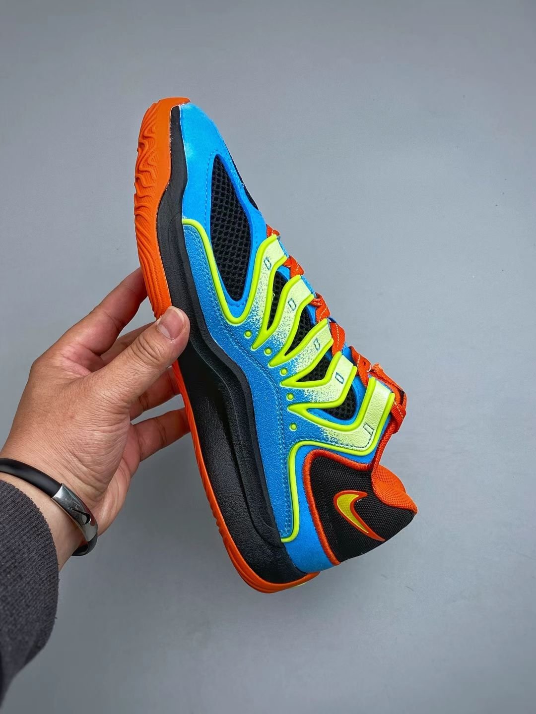 nike kd 18 “black/blue/orange” – voltage surge nike kd 18 “black/blue/orange” – voltage surge