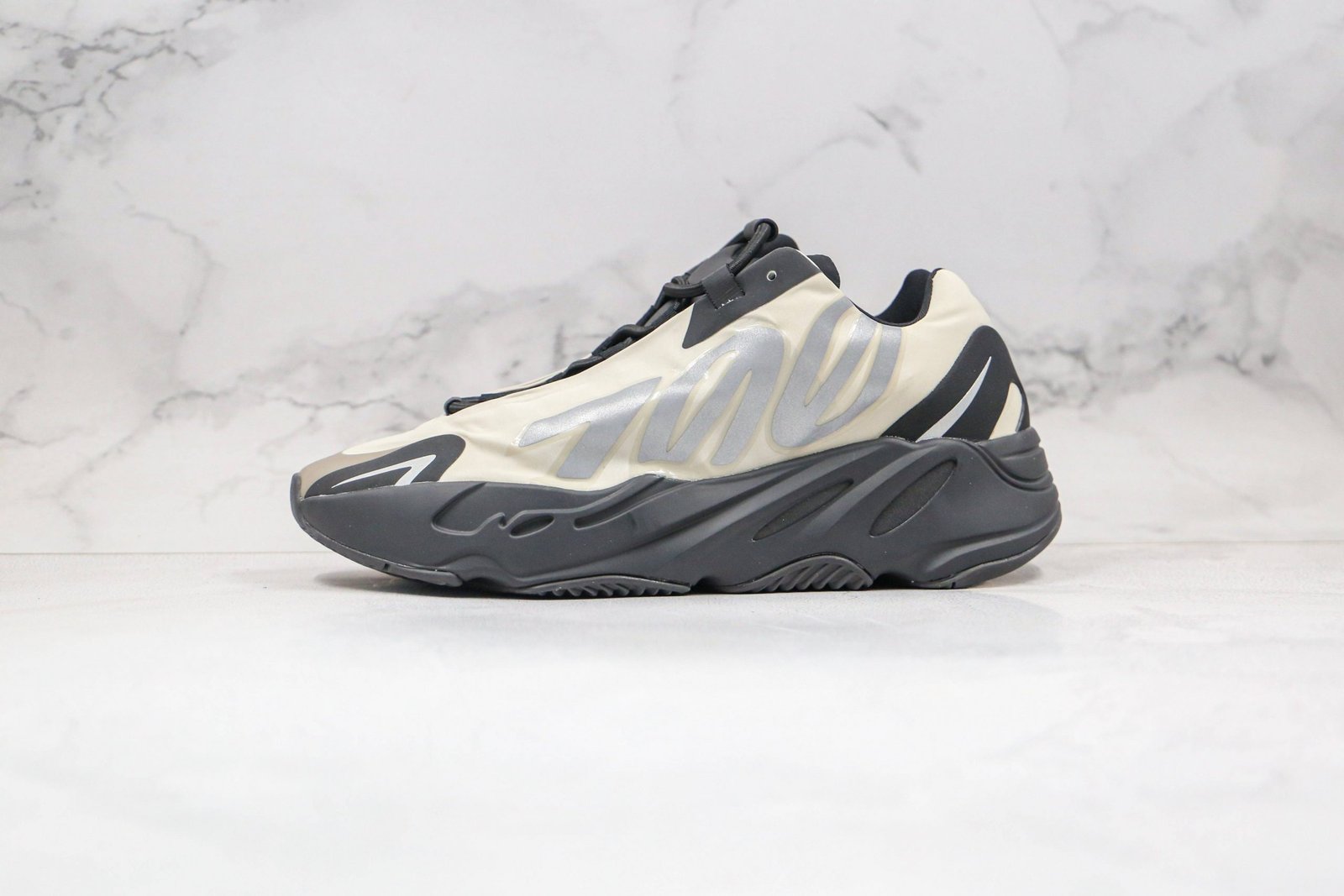 yeezy boost 700 mnvn bone 2020 replica yeezy boost 700 mnvn bone 2020 replica