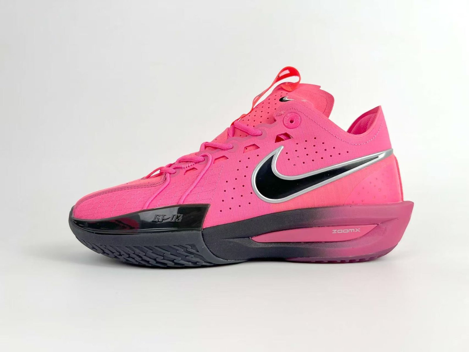 nike g.t. cut 3 "hot fuchsia" – high voltage performance nike g.t. cut 3 "hot fuchsia" – high voltage performance