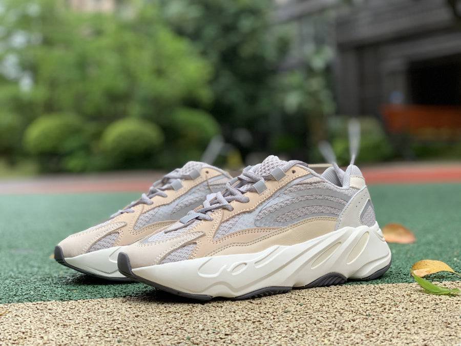 yeezy boost 700 v2 cream 2021 replica yeezy boost 700 v2 cream 2021 replica