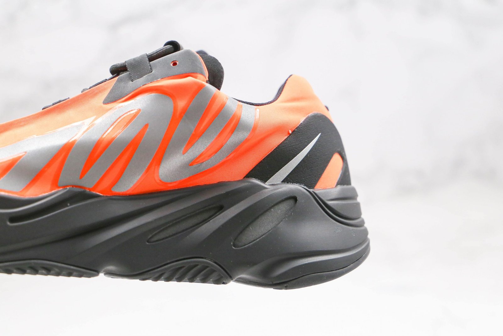 yeezy boost 700 mnvn orange 2020 replica yeezy boost 700 mnvn orange 2020 replica