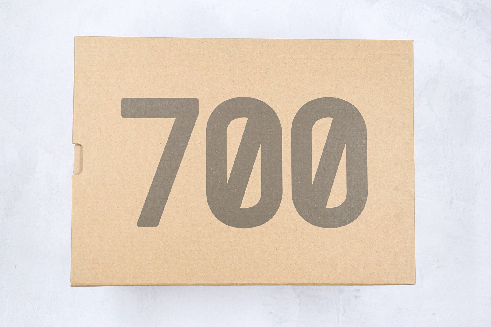 yeezy boost 700 mnvn phosphor 2020 replica yeezy boost 700 mnvn phosphor 2020 replica