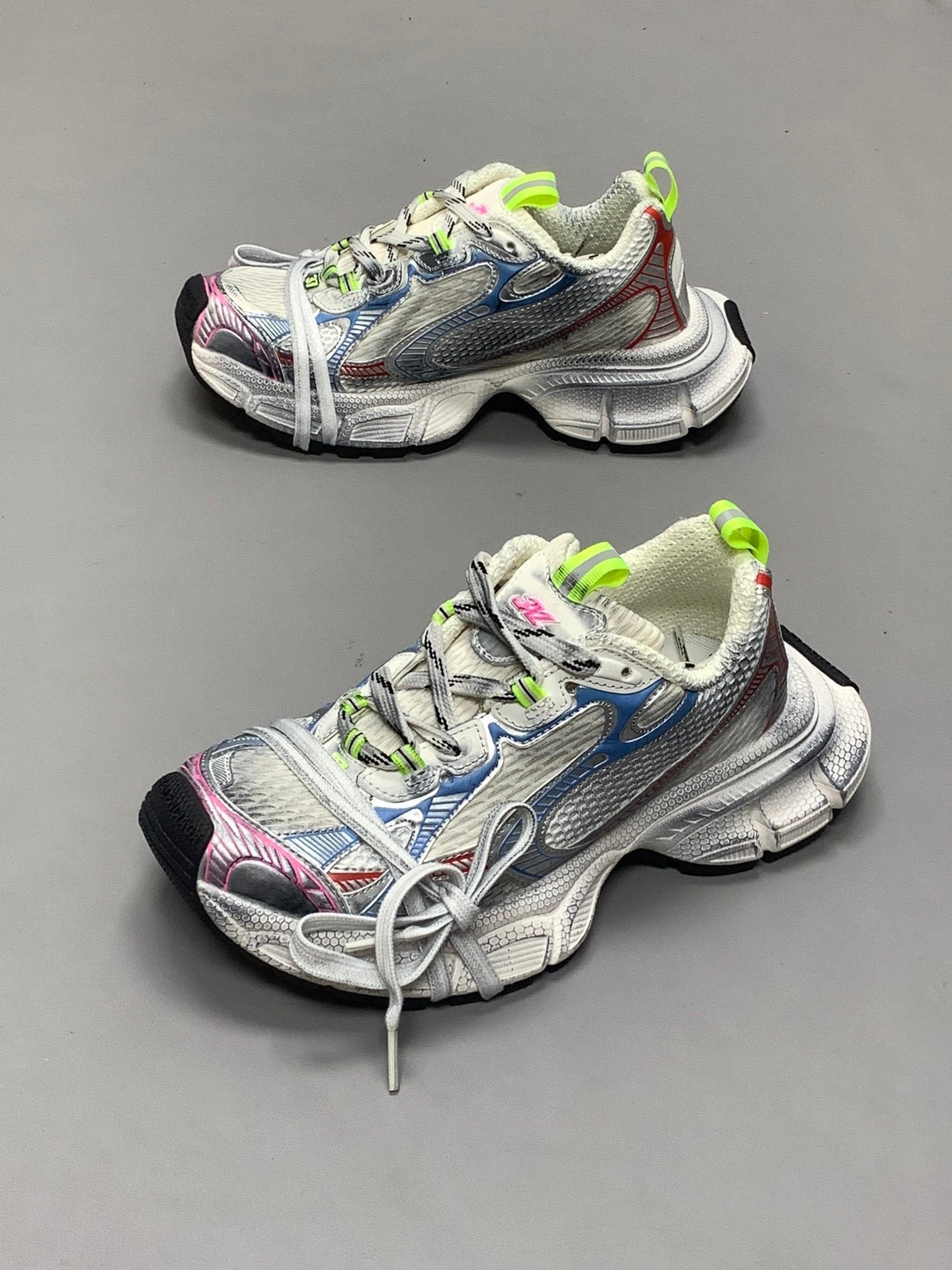 balenciaga in white/blue/red: graphic tension balenciaga in white/blue/red: graphic tension