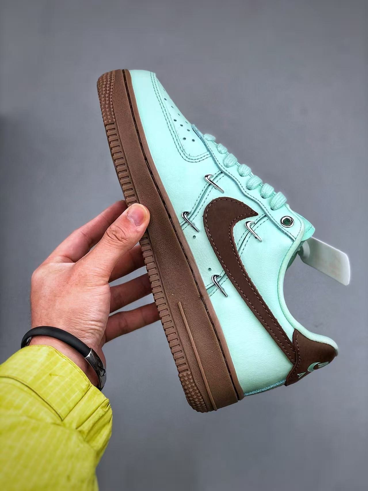 nike air force 1 low '07 "green/brown mini swoosh" – earthy vintage style nike air force 1 low '07 "green/brown mini swoosh" – earthy vintage style