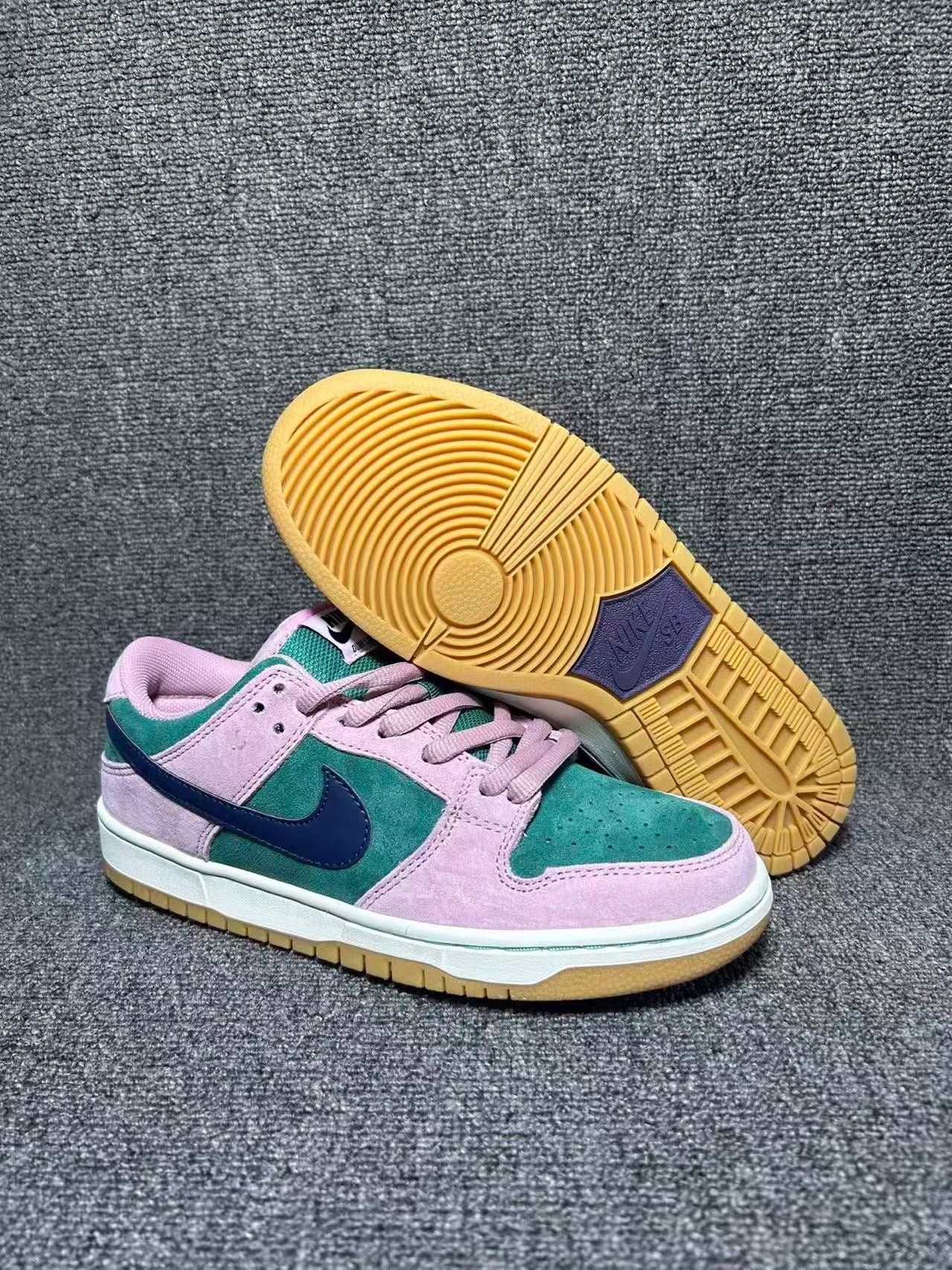 nike dunk low “pink/green” – pastel play nike dunk low “pink/green” – pastel play