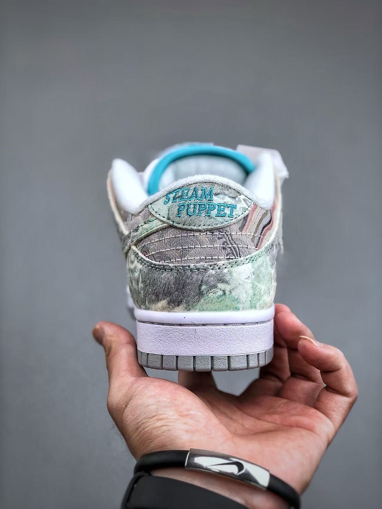 nike dunk low “ao bing” dragon scale & pony hair – mythical craftsmanship nike dunk low “ao bing” dragon scale & pony hair – mythical craftsmanship