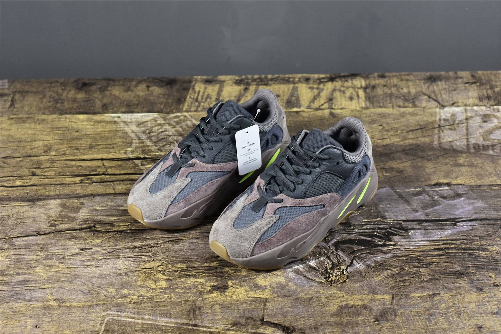 yeezy boost 700 mauve 2018 replica sneakers yeezy boost 700 mauve 2018 replica sneakers