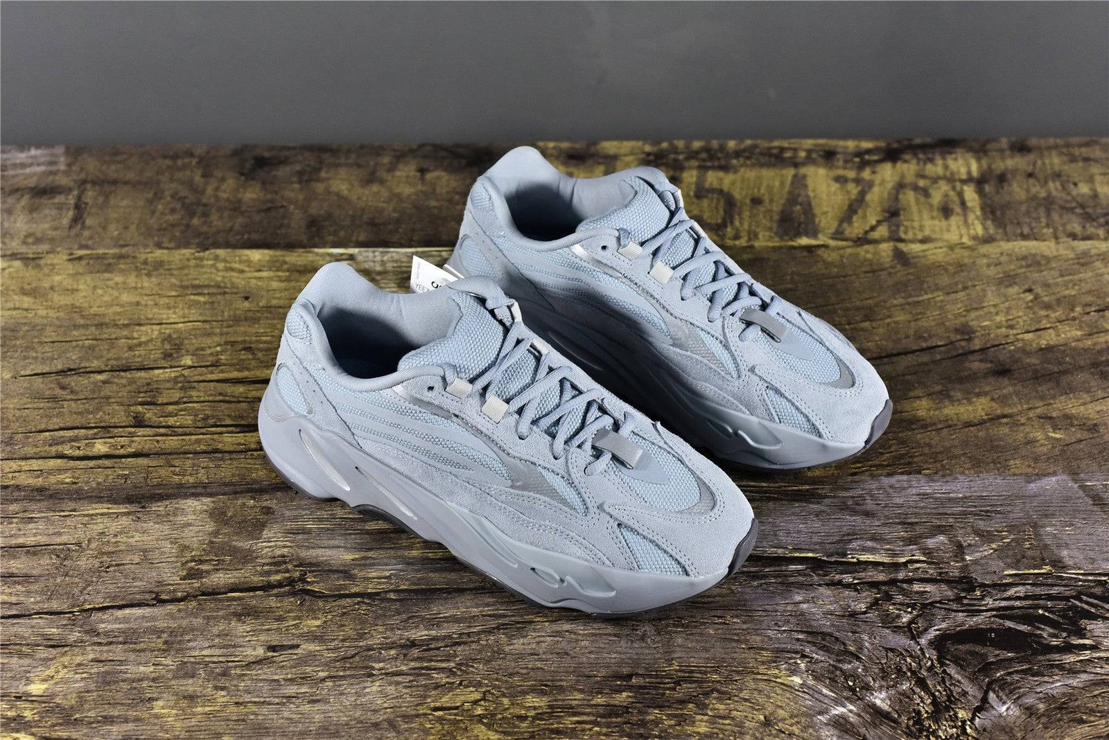 best yeezy boost 700 v2 hospital blue 2019 replica best yeezy boost 700 v2 hospital blue 2019 replica