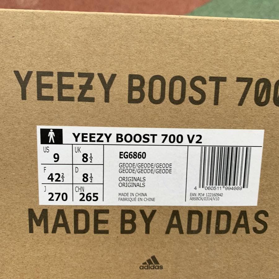 yeezy boost 700 v2 geode 2021 replica yeezy boost 700 v2 geode 2021 replica