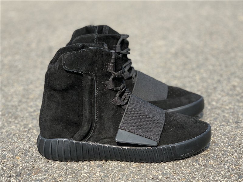 yeezy boost 750 triple black 2015 replica yeezy boost 750 triple black 2015 replica