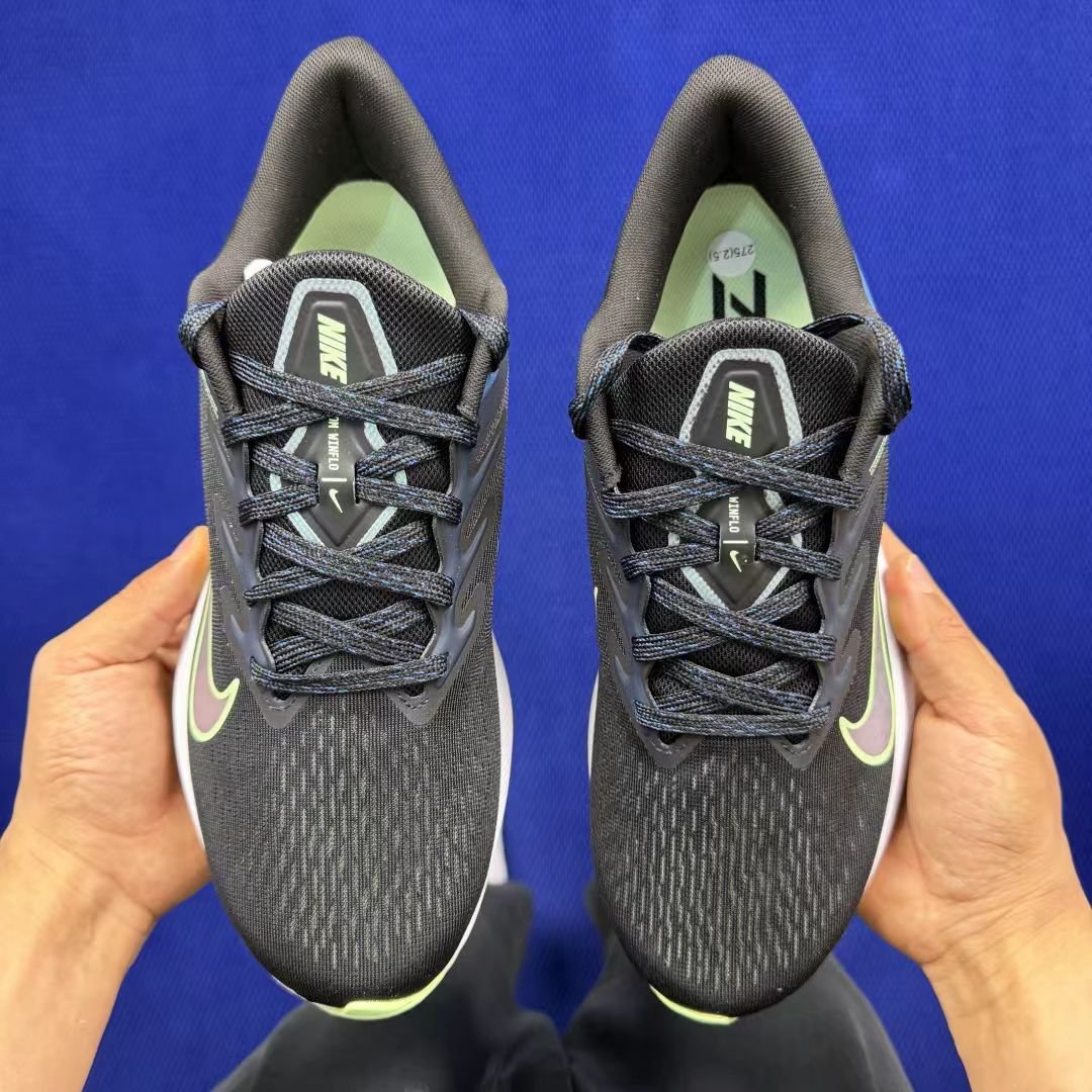 nike zoom winflo in black/blue/green: nocturnal gradient nike zoom winflo in black/blue/green: nocturnal gradient