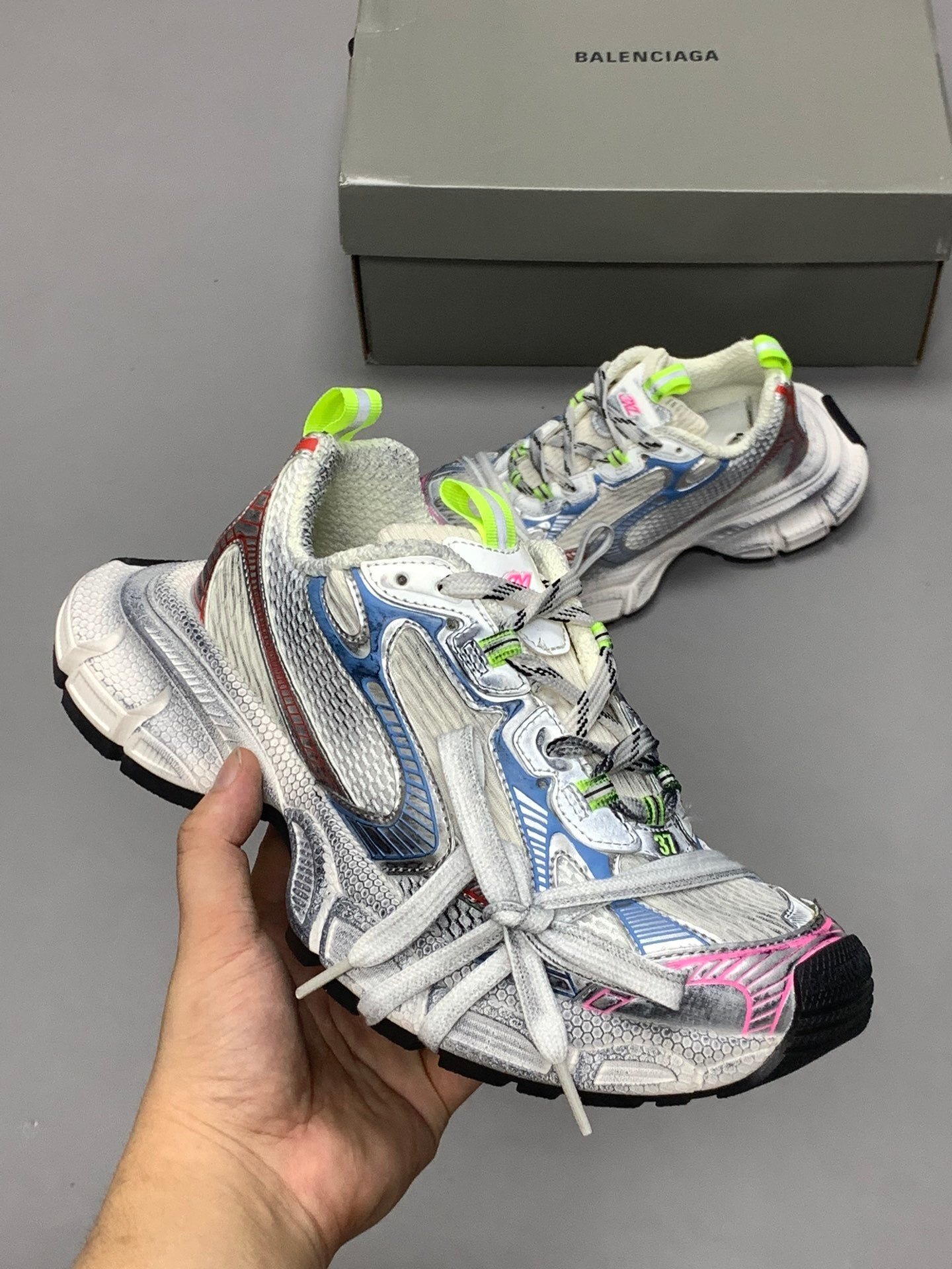 balenciaga in white/blue/red: graphic tension balenciaga in white/blue/red: graphic tension