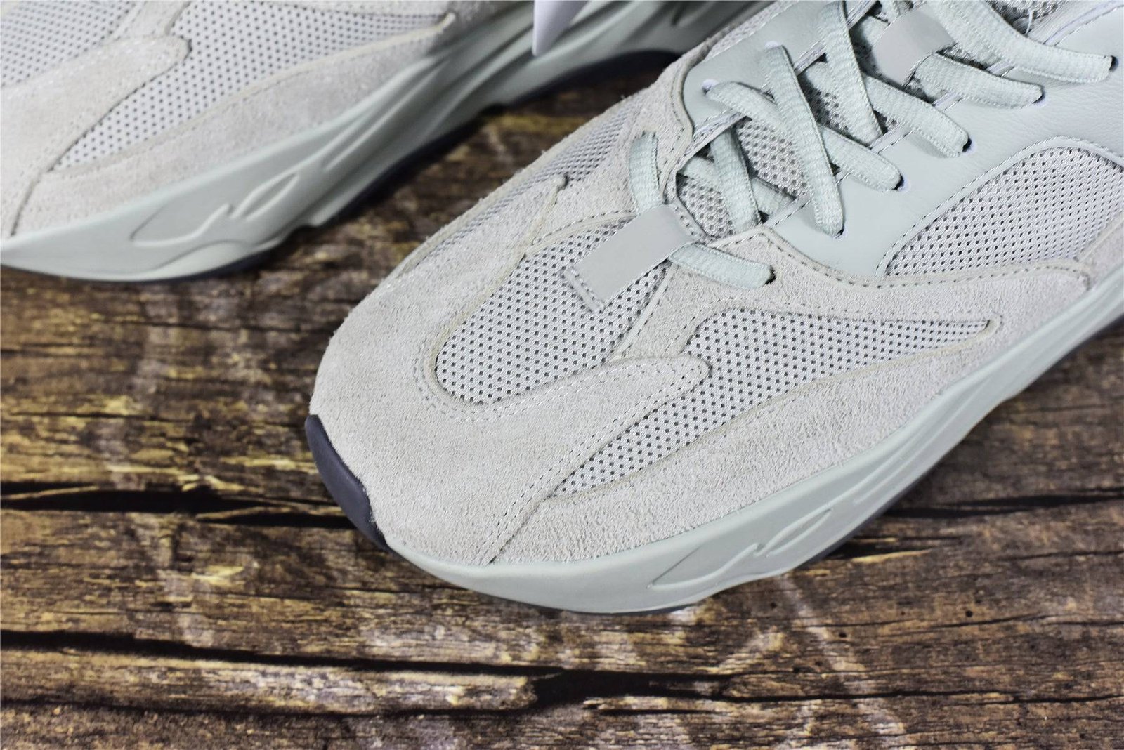 best yeezy boost 700 salt 2019 replica best yeezy boost 700 salt 2019 replica