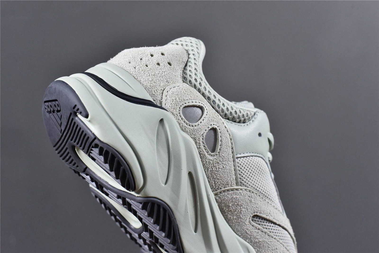 best yeezy boost 700 salt 2019 replica best yeezy boost 700 salt 2019 replica