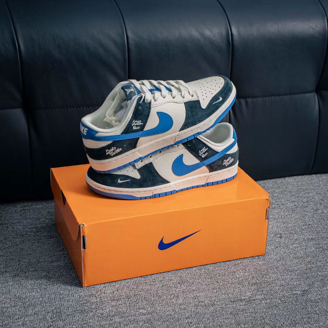 nike dunk low “white/blue” – crisp court heritage nike dunk low “white/blue” – crisp court heritage