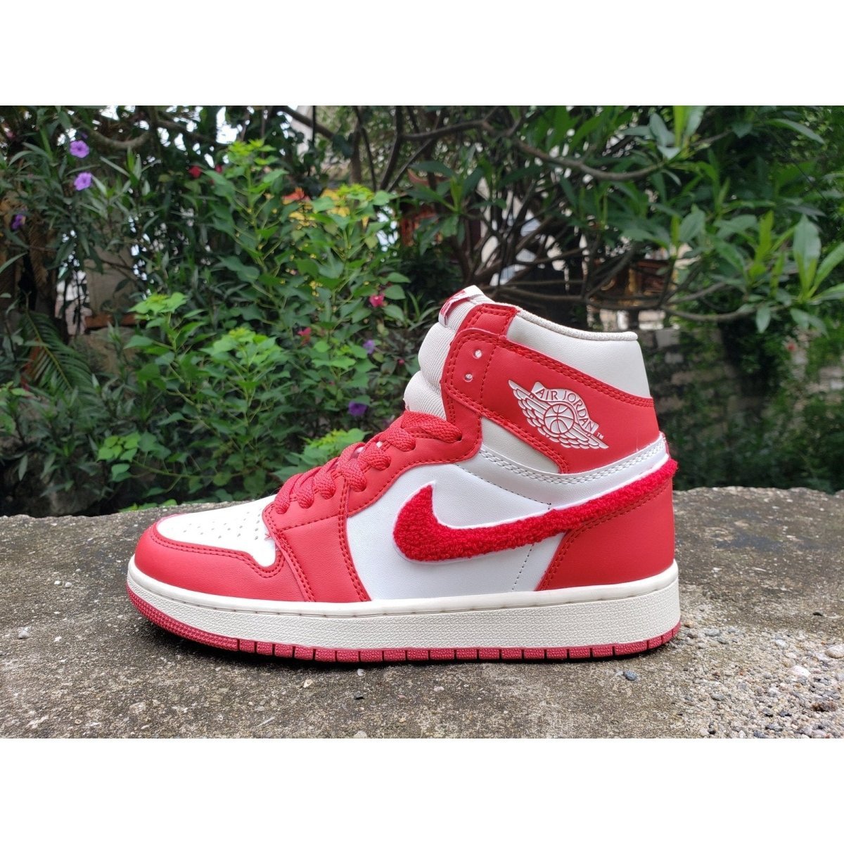 jordan 1 mid x syracuse jordan 1 mid x syracuse