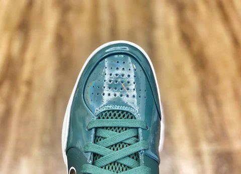 nike kobe 4 x undefeated milwaukee bucks nike kobe 4 x undefeated milwaukee bucks