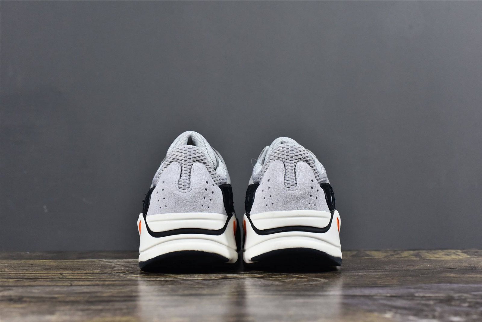 best yeezy boost 700 wave runner 2017 replica best yeezy boost 700 wave runner 2017 replica