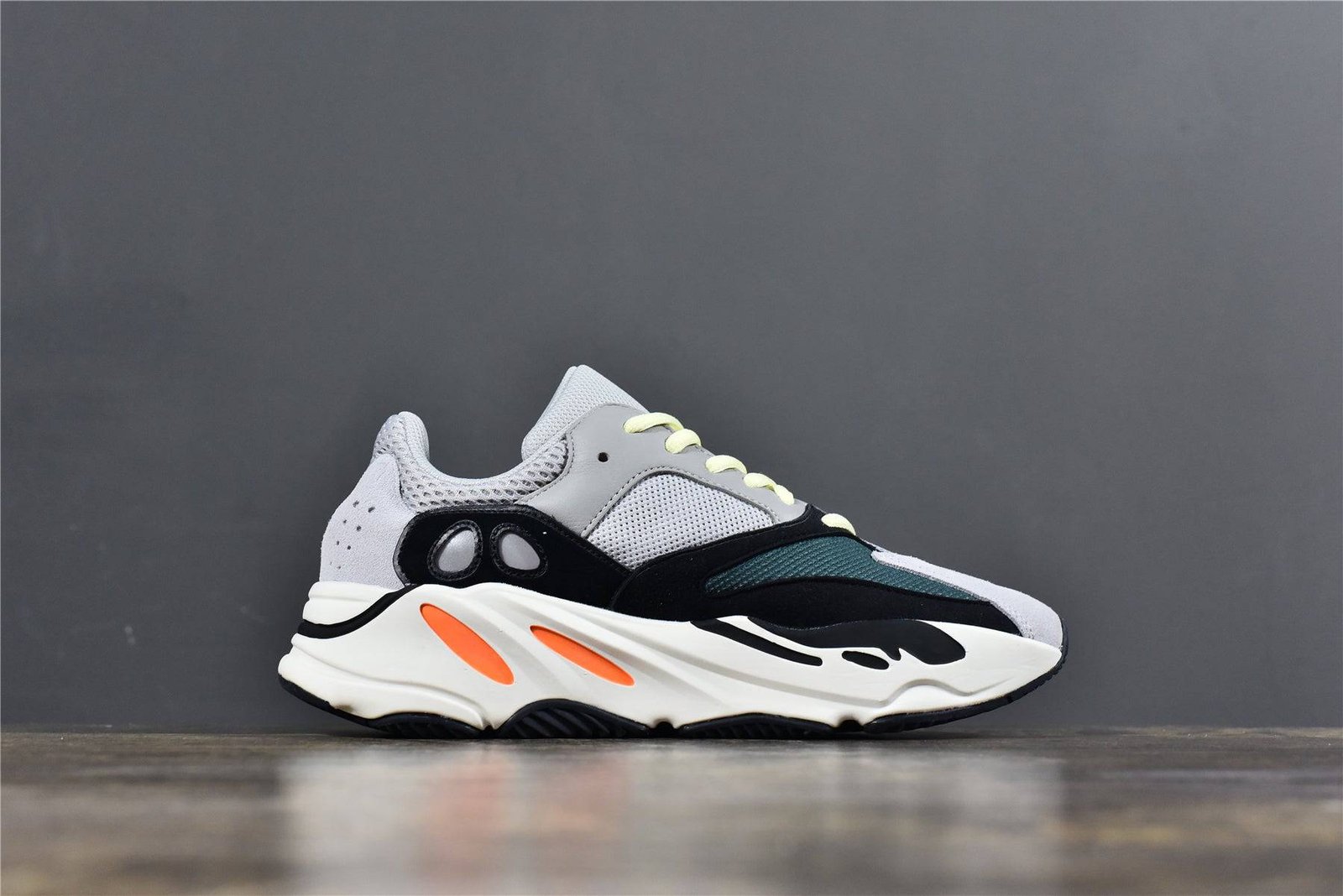 best yeezy boost 700 wave runner 2017 replica best yeezy boost 700 wave runner 2017 replica