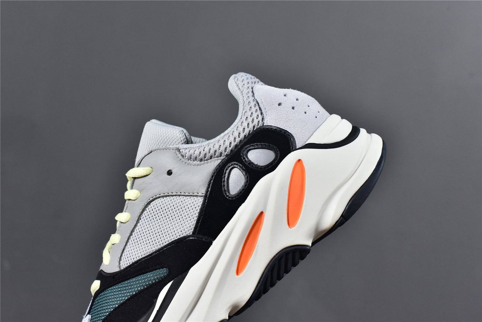 best yeezy boost 700 wave runner 2017 replica best yeezy boost 700 wave runner 2017 replica